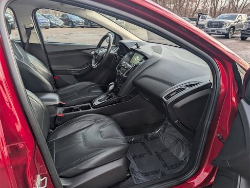 Certified 2017 Ford Focus Titanium w/ Titanium Technology Package image 8
