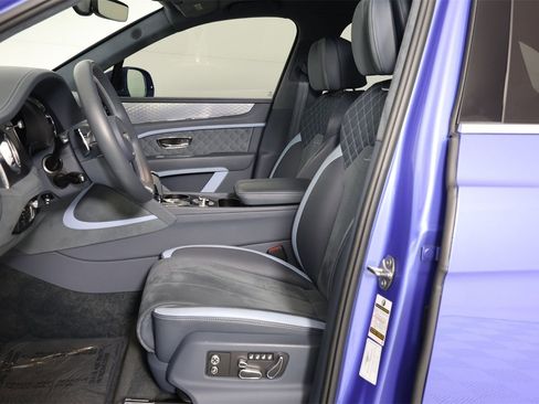 Used 2023 Bentley Bentayga Speed image 2