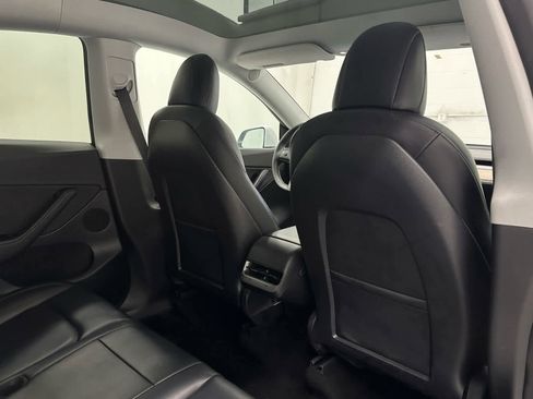 Used 2021 Tesla Model Y Performance image 20