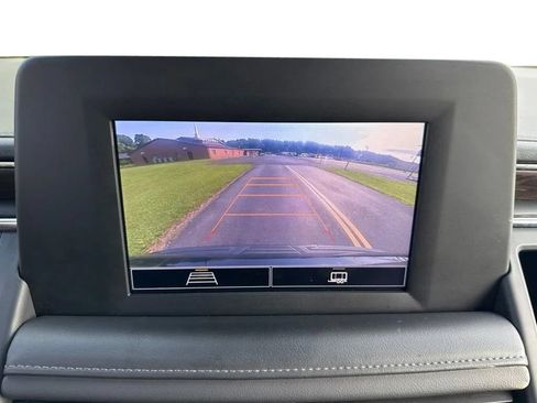 Used 2023 Chevrolet Suburban LS AWD/4WD image 23