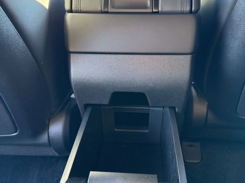 Used 2025 Hyundai Santa Fe Calligraphy image 16