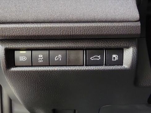 Used 2025 Toyota Camry LE FWD image 23