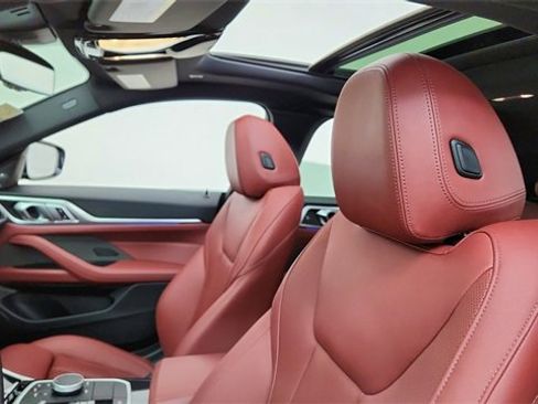 Used 2024 BMW i4 xDrive40i w/ Premium Package image 32