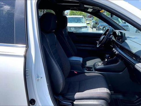 Used 2023 Honda CR-V Sport image 28