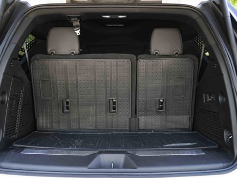 Used 2022 Chevrolet Tahoe Z71 w/ Z71 Off-Road Package image 42