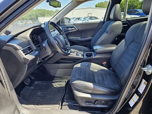 Used 2022 Mitsubishi Outlander SE FWD image 16
