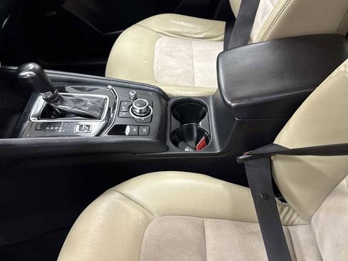 Used 2018 MAZDA CX-5 Touring w/ Preferred Equipment Package image 23