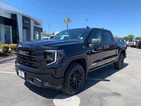 New 2026 GMC Sierra 1500 Elevation AWD/4WD image 2