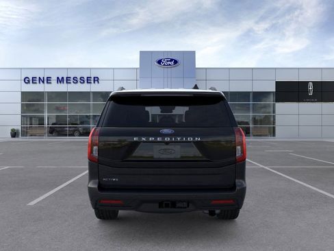 New 2025 Ford Expedition Active image 27