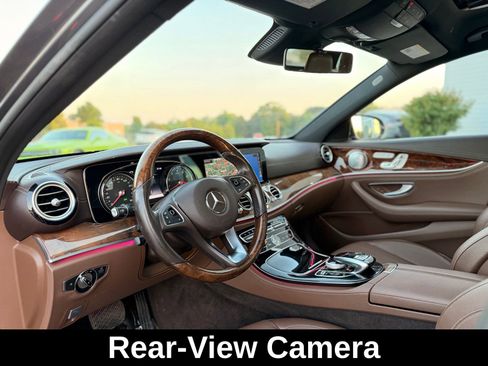 Used 2017 Mercedes-Benz E 400 4MATIC Wagon image 22