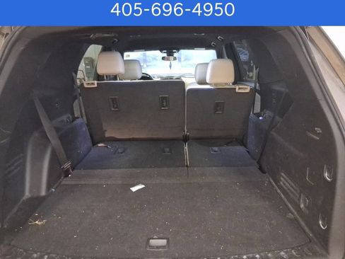 Used 2023 Chevrolet Traverse LS w/ Safety Package image 16