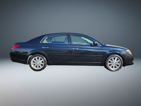 Used 2009 Toyota Avalon image 2