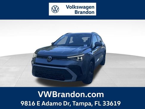 New 2026 Volkswagen Taos SE image 1