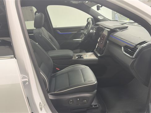 Used 2024 GMC Acadia Denali w/ Super Cruise Package AWD/4WD image 36