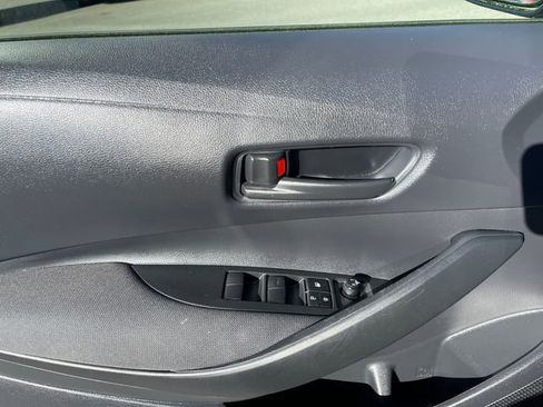 Used 2023 Toyota Corolla LE image 23