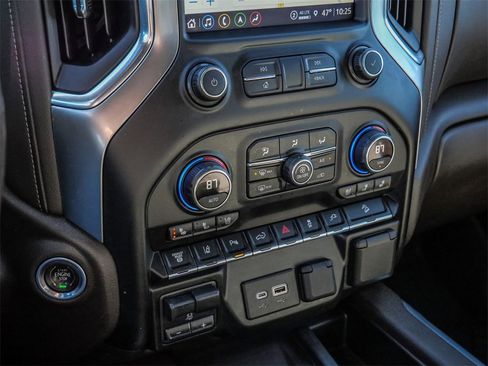 Used 2021 Chevrolet Silverado 2500 LTZ w/ LTZ Premium Package image 34