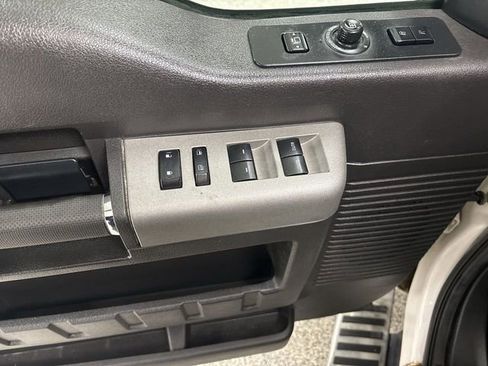 Used 2016 Ford F350 Lariat w/ Lariat Ultimate Package image 11