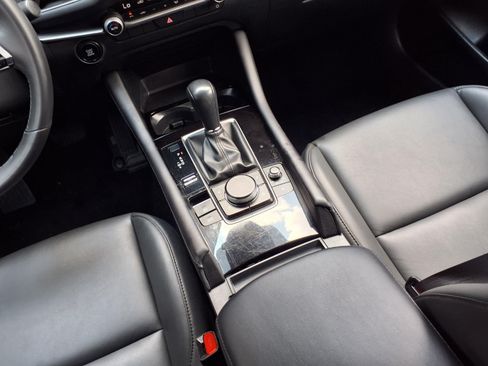 Used 2025 MAZDA MAZDA3 s FWD image 9