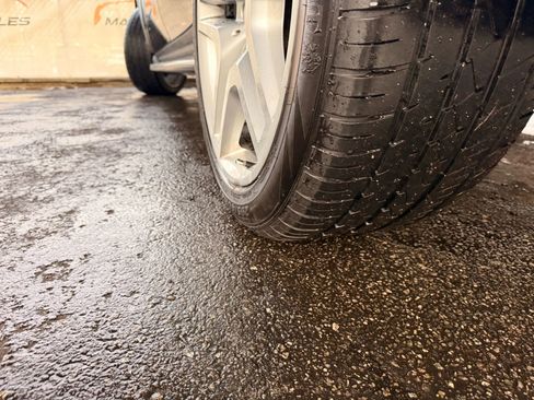 Used 2014 Mercedes-Benz GL 550 4MATIC image 45