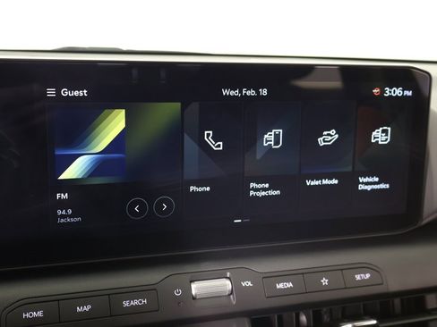 Used 2025 Kia K4 LXS image 40