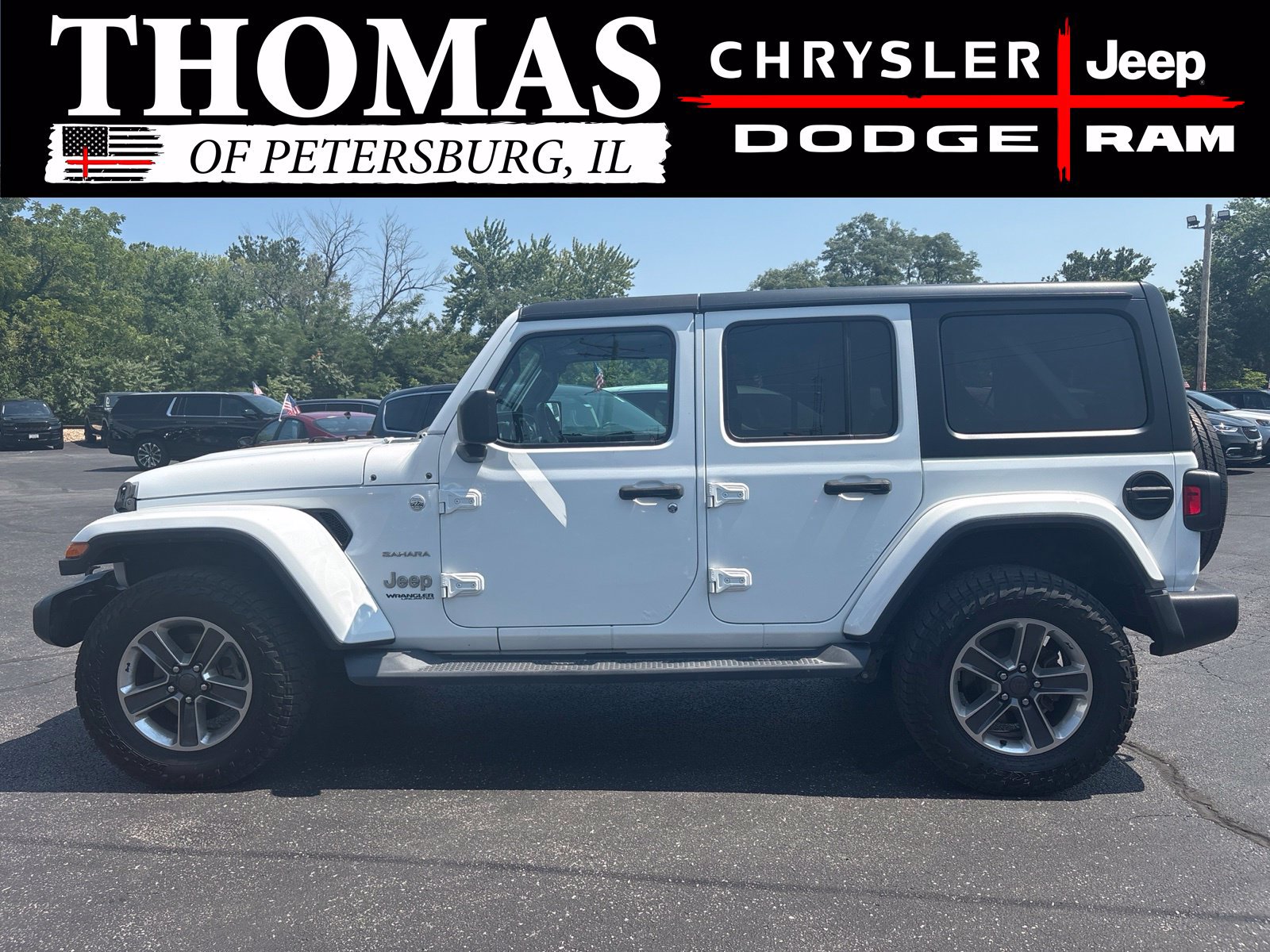 Used 2019 Jeep Wrangler Unlimited Sahara AWD/4WD image 3