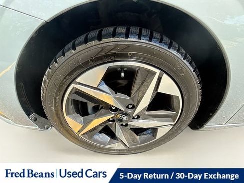 Used 2021 Hyundai Elantra SEL w/ Convenience + Premium Package FWD image 37