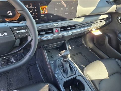 New 2026 Kia K4 EX FWD image 21