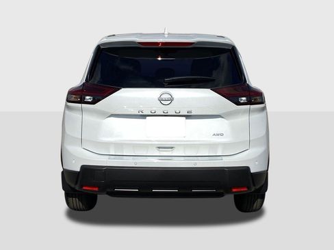 New 2025 Nissan Rogue SV image 3