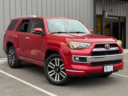 Used 2017 Toyota 4Runner Limited AWD/4WD image 3