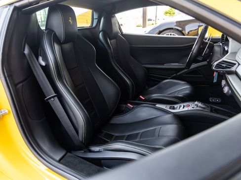 Used 2015 Ferrari 458 Spider RWD image 50