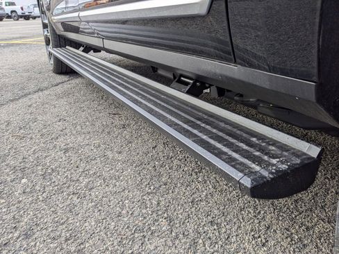 New 2026 GMC Yukon XL Denali w/ Denali Reserve Package image 26