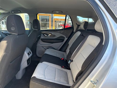 Used 2018 GMC Terrain SLE image 11