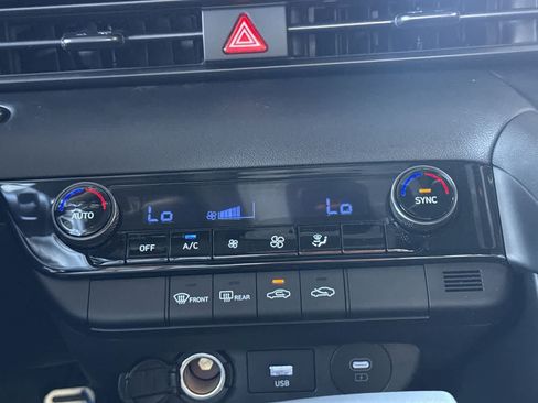 New 2026 Hyundai Elantra Sport FWD image 21