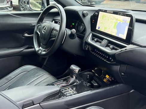 Used 2023 Lexus UX 250h F Sport image 12