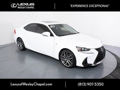 Used 2018 Lexus IS 350 F Sport RWD image 2