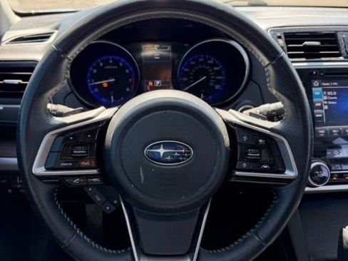 Used 2018 Subaru Outback 3.6R Limited AWD/4WD image 17