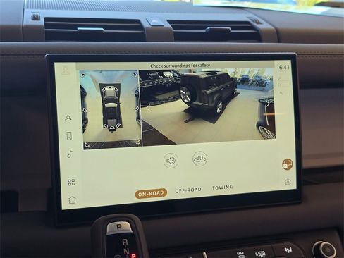 New 2025 Land Rover Defender 110 S image 13