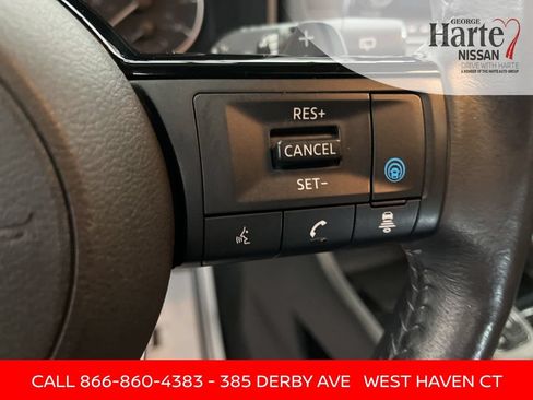 Certified 2023 Nissan Rogue SV w/ SV Premium B Package AWD/4WD image 31