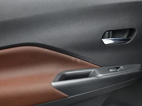 Used 2023 Nissan Kicks SR w/ Exterior Package FWD image 15