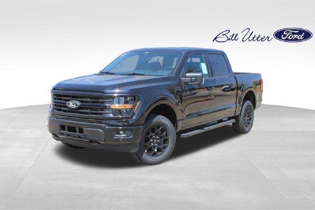 New 2026 Ford F150 XLT w/ Equipment Group 302A MID AWD/4WD image 1