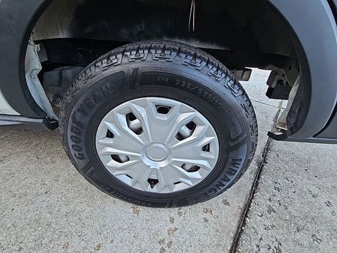 Used 2022 Ford E-Transit Low Roof w/ Load Area Protection Package image 28