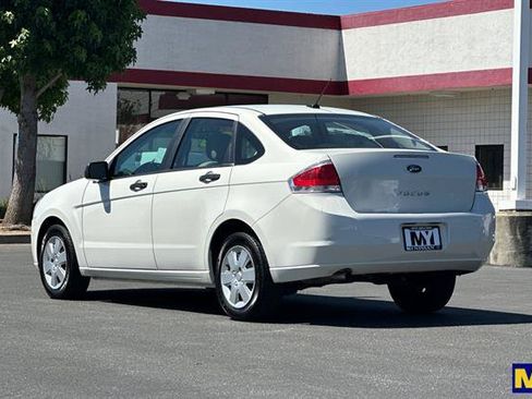 Used 2011 Ford Focus S FWD image 6