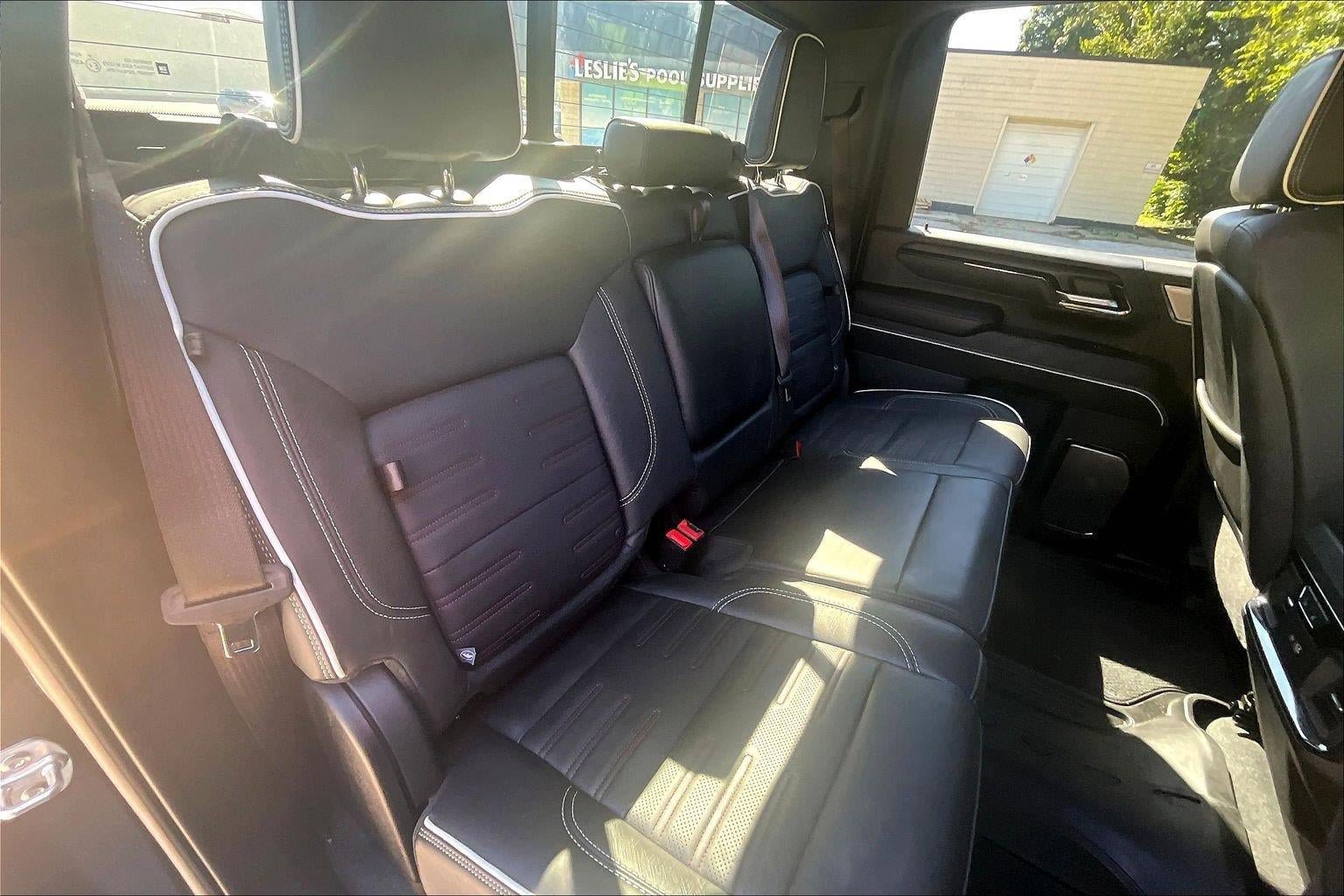 Used 2025 GMC Sierra 2500 AT4X AWD/4WD image 21