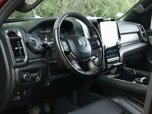 Used 2021 RAM 1500 Limited image 9