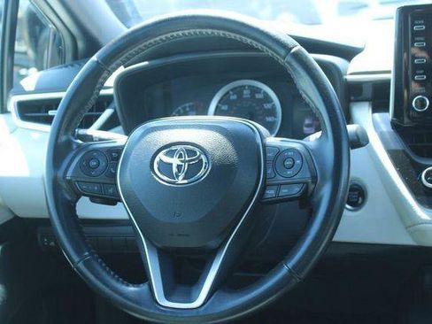 Certified 2020 Toyota Corolla SE w/ SE Premium Package FWD image 12