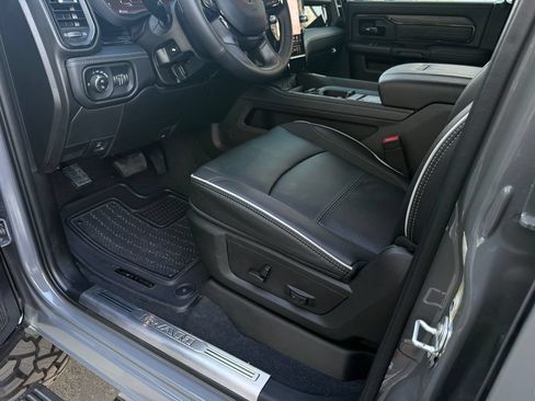 Used 2026 RAM 3500 Limited AWD/4WD image 19