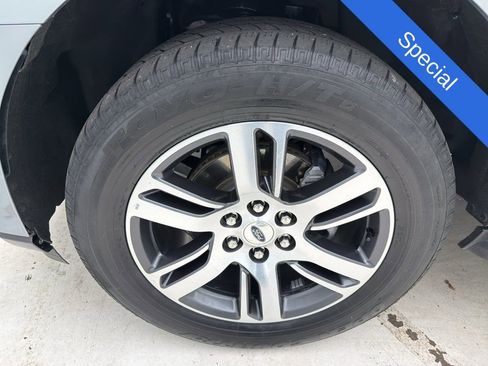 Used 2024 Ford Expedition Max Limited image 4