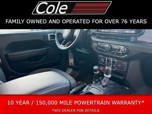 Used 2024 Jeep Wrangler Unlimited image 26