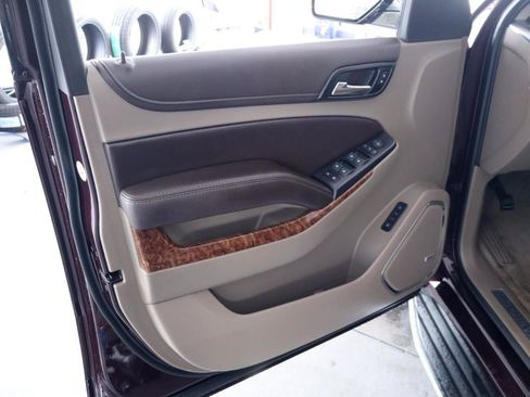 Used 2017 Chevrolet Tahoe Premier RWD image 12