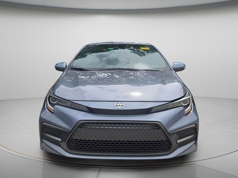 Used 2021 Toyota Corolla SE FWD image 3